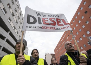 В Германии протестуют против запрета на старые дизельные автомобили