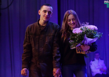Николаевский нацгвардеец сделал предложение руки и сердца во время романтического концерта двух оркестров