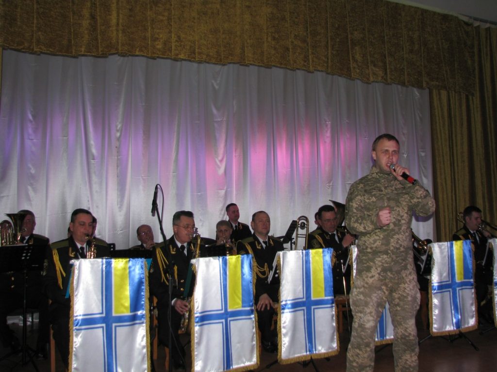 Николаевские военные и артисты отправились на гастроли по области с проектом «Армия с народом» 1