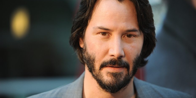 Киану Ривз попал на аварийный рейс и помог его пассажирам добраться до дома