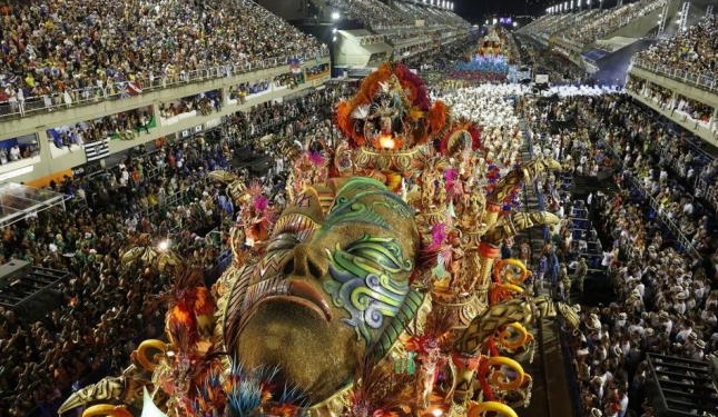 В Бразилии начался знаменитый бразильский карнавал
