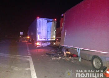 На Николаевщине в ночном ДТП погибли трое мужчин