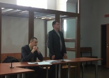 В Николаеве полицейский, заставлявший предпринимателей продавать контрабандные сигареты и пойманный на взятке, попросил снизить сумму залога – мол, денег нет