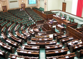 Чтобы повысить качество законопроектов: ученые Испании займут место в парламенте