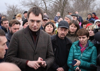 Автобан в четыре полосы соединит Мариуполь, Бердянск, Херсон и Николаев – Омелян