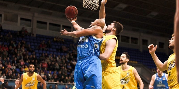 МБК «Николаев» проиграл «Киев-Баскету» на выезде в первом матче 1/4 финала плей-офф Суперлиги Пари-Матч