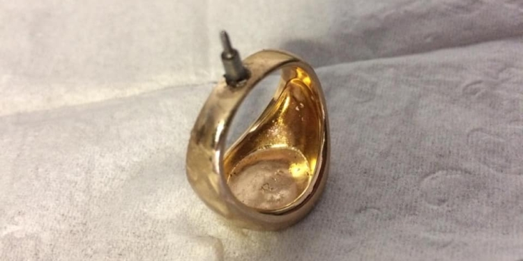 Губернатор Тернопольщины заявил о ввозе в регион партии перстней для порчи бюллетеней