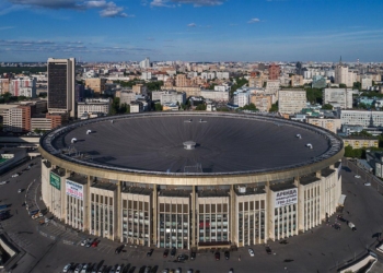 В Москве тушат пожар в «Олимпийском»