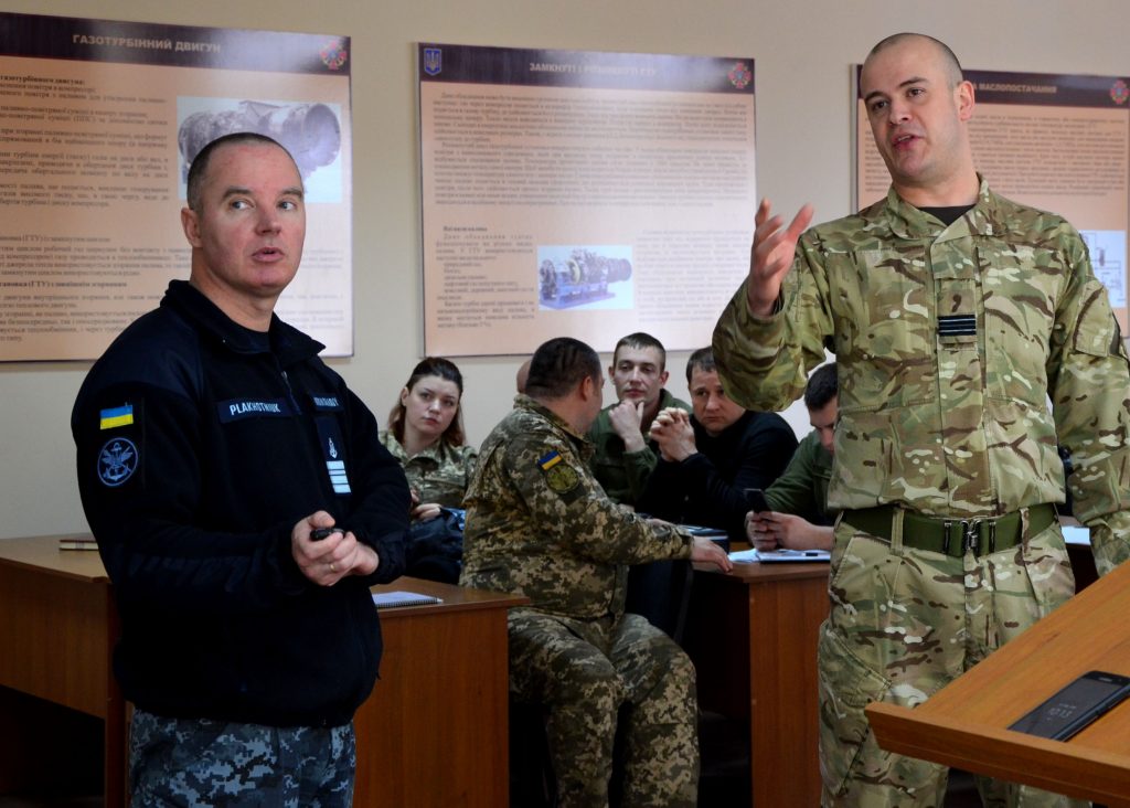 В Николаеве продолжают планировать первые совместные учения украинских морпехов и британских авиаторов 1
