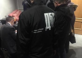 Кандидату в Президенты предложили 5 млн.грн., чтобы он снялся. Для вида он согласился, и предлагавших «взяли» с поличным