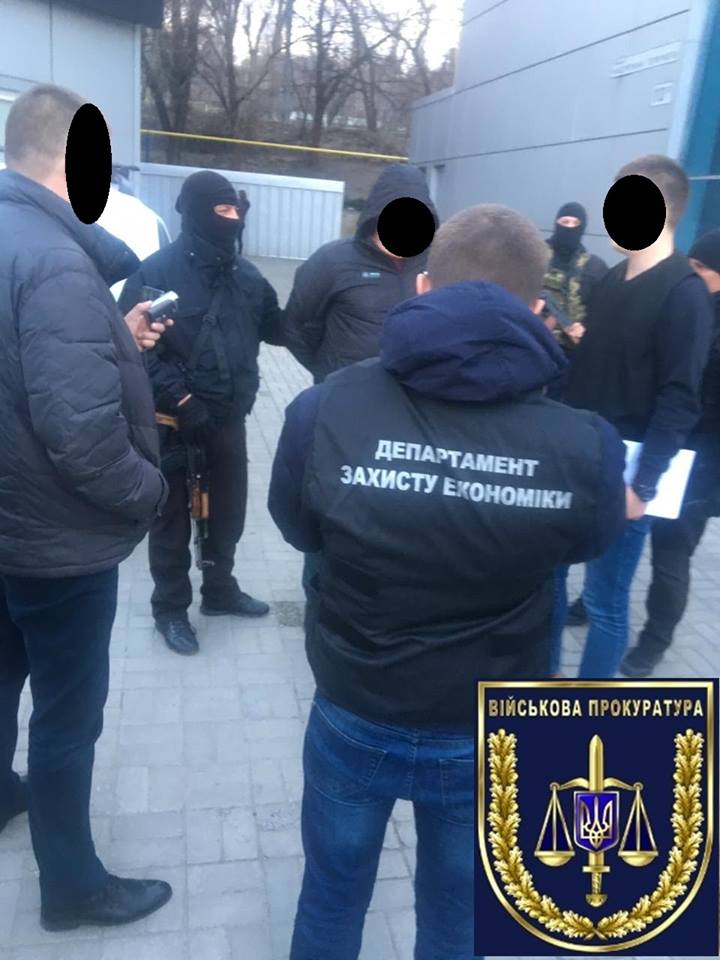 На Николаевщине во время получения взятки задержали руководителя ряда общественных организаций 3