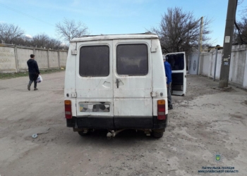 В Николаеве патрульные выявили очередное авто с поддельными документами