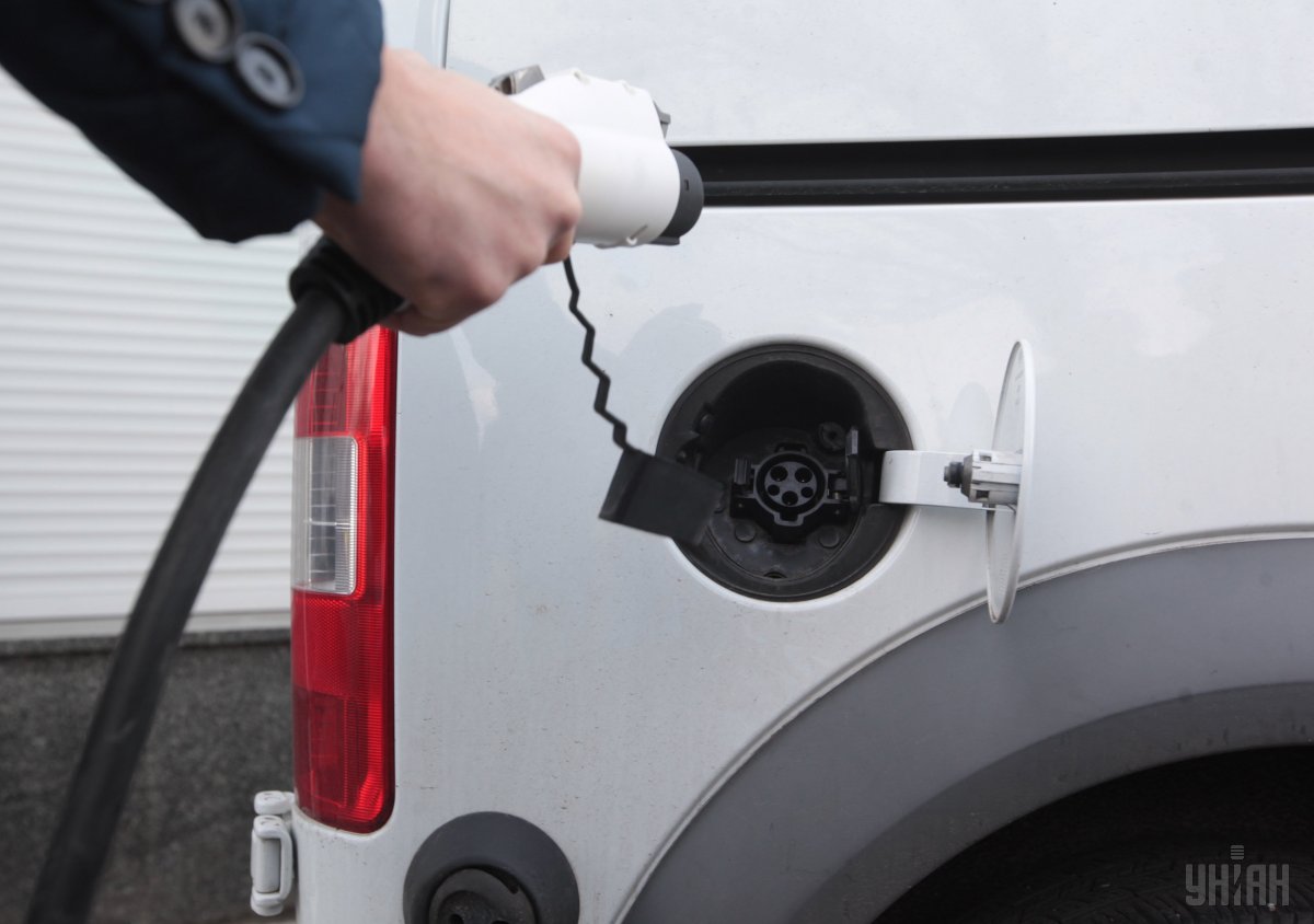 Команда из Днепра переделала “Таврию” в электрокар