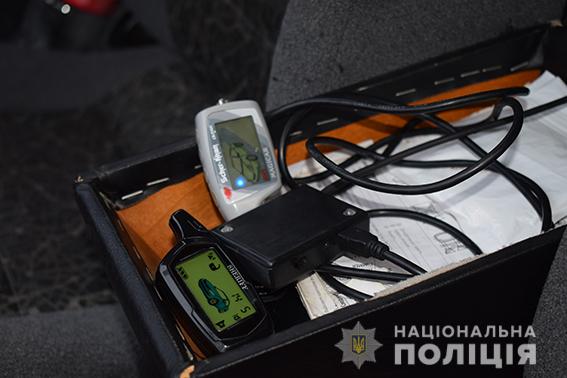 В Николаеве задержали группу донецких автоугонщиков-сканеристов 3