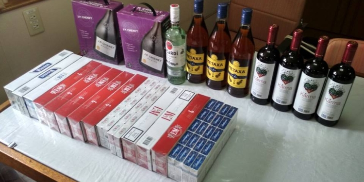 На иностранном судне, зашедшем в один из портов Николаева, таможенники нашли безакцизные сигареты и алкоголь