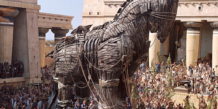 В РФ заявили, что Пентагон готовит операцию “Троянский конь”