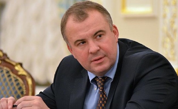 Переписка подозреваемых по делу Гладковских с офицером СБУ и детективами НАБУ: о чем два года молчали НАБУ и ГПУ?