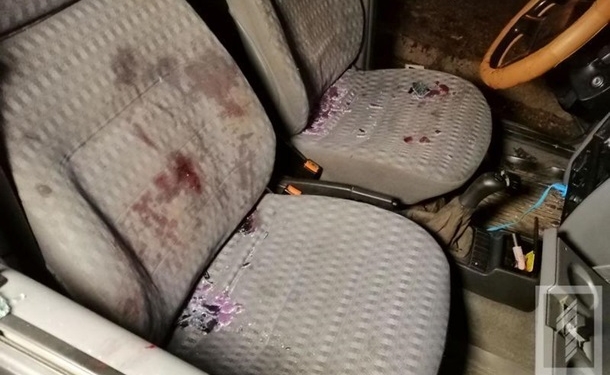 В Кривом Роге обстреляли такси, трое ранены