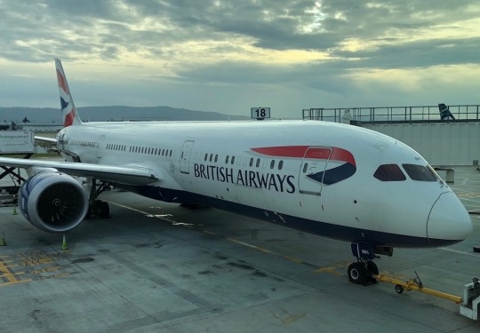 Вместо Дюссельдорфа в Эдинбург. Экипаж пассажирского самолета перепутал не только города, но и страны