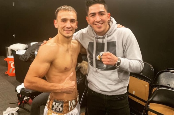 Николаевский боксер Славинский победил мексиканца Мэя