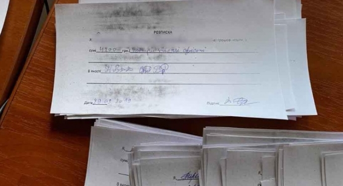 Полиция разоблачила схему подкупа избирателей за “кандидата П”