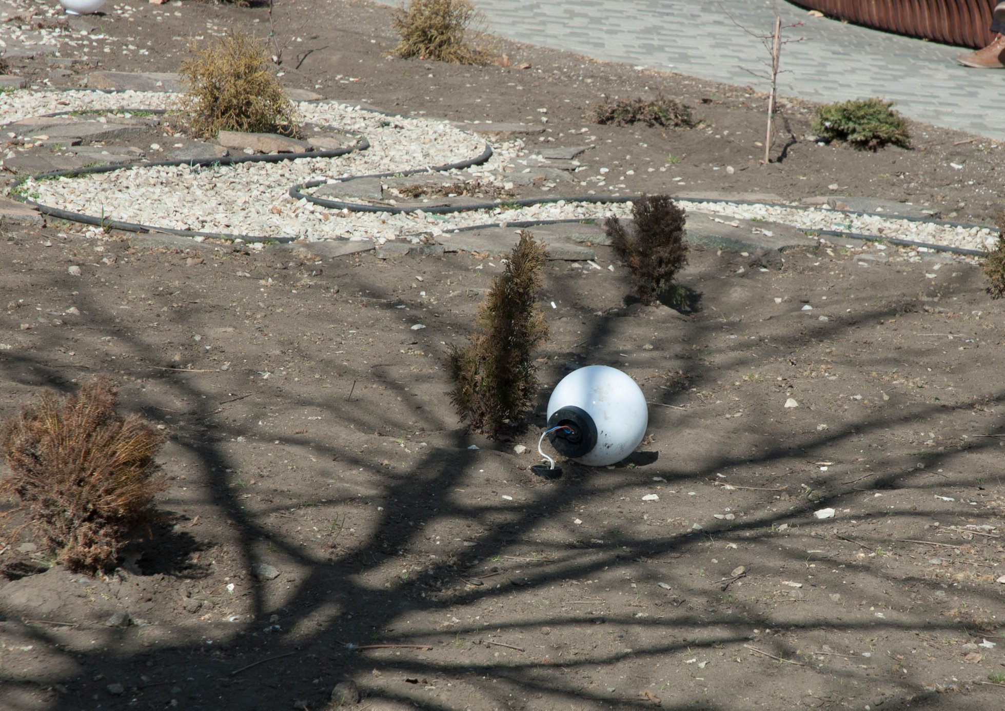 Вандалы покусились на сквер возле букв «I love Mykolaiv»