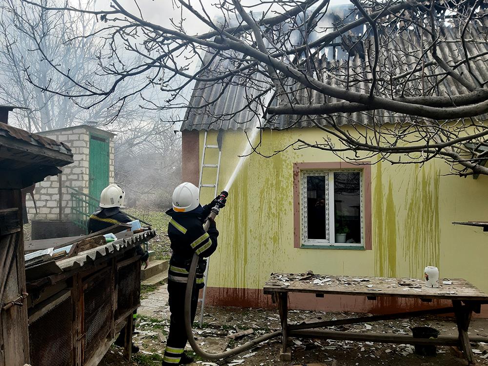 На Николаевщине за сутки погибли двое человек на пожаре. А еще зафиксирован поджог на Кинбурне 3
