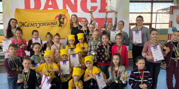 Николаевский образцовый ансамбль современного танца “Жемчужина” выиграл гран-при Всеукраинского фестиваля искусств