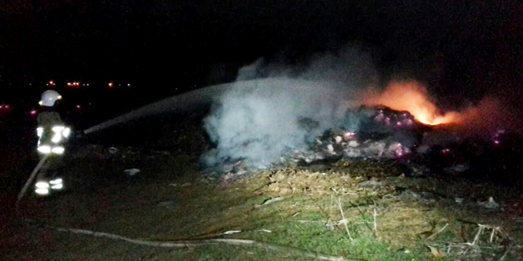 В Николаеве горела свалка на площади 3 тыс. кв.м