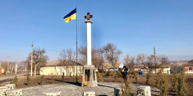 Неизвестные осквернили мемориал воинам УНР в Одесской области