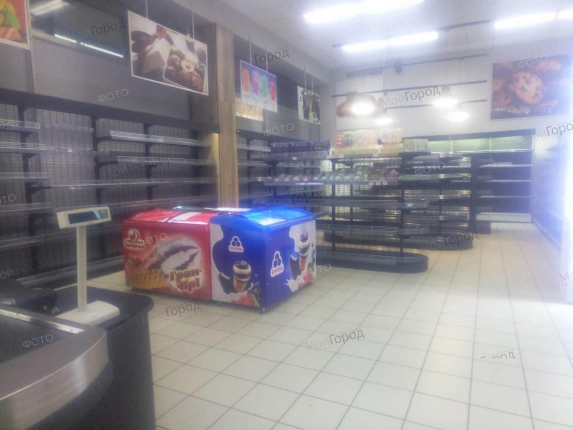 В Николаеве закрыли один из первых супермаркетов города - легендарную "сотку" 1