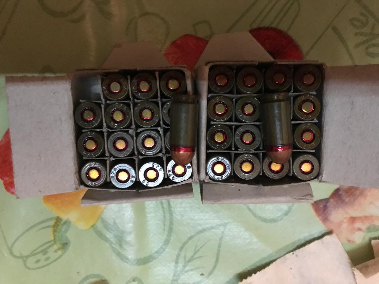 Ящик патронов и гранаты. В Николаеве СБУ поймала торговца оружием
