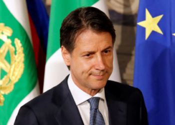 Премьер Италии: Рим работает над отменой санкций против РФ