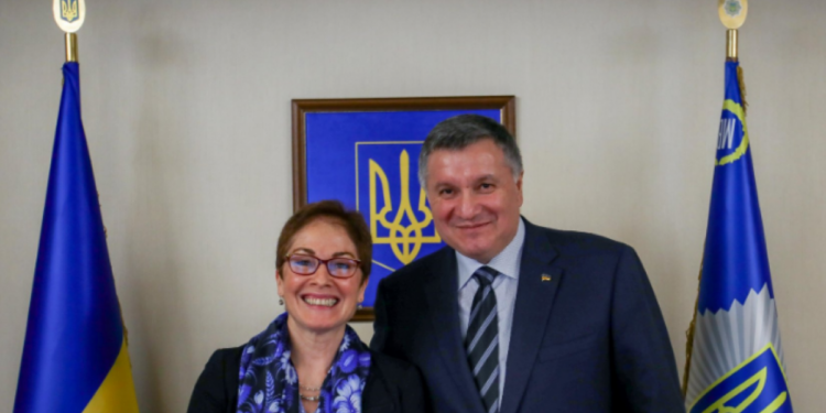 В пику Луценко? Аваков встретился с послом США
