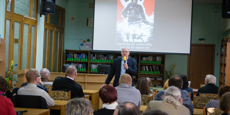 Горожанам презентовали книгу “негероических” историй Желдоровского о нацистской оккупации Николаева