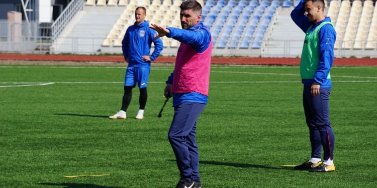 «Я приверженец того, чтобы играть первым номером»: Новый наставник МФК «Николаев» провел открытую тренировку и рассказал, как изменится стиль команды