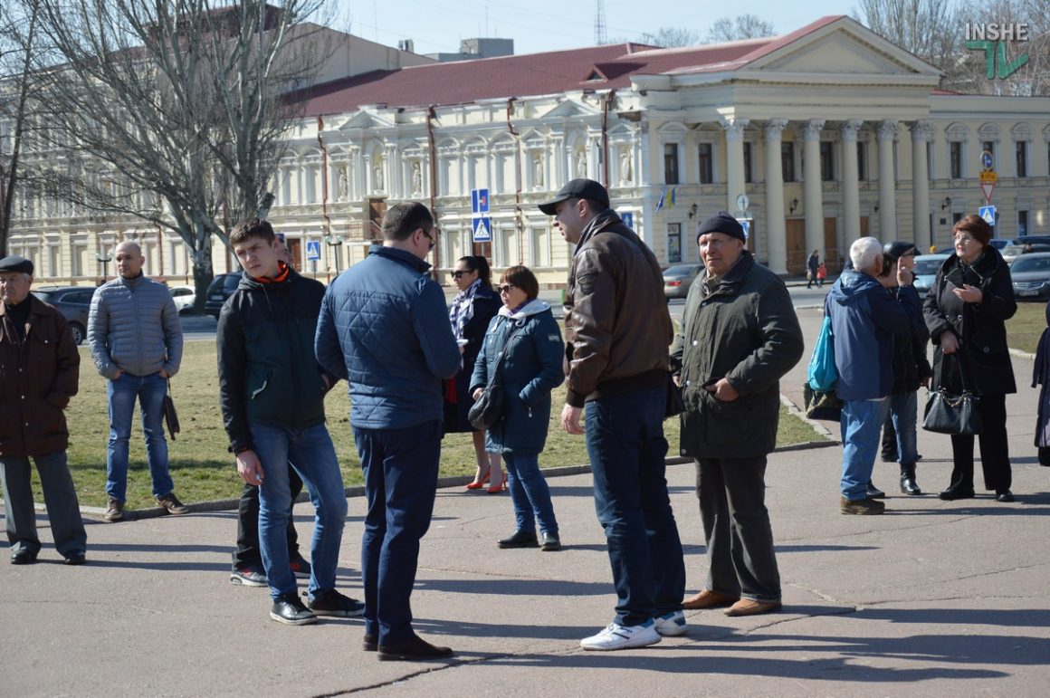В Николаеве активисты потребовали от мэра Сенкевича извинений за "маргариновый скандал" 9