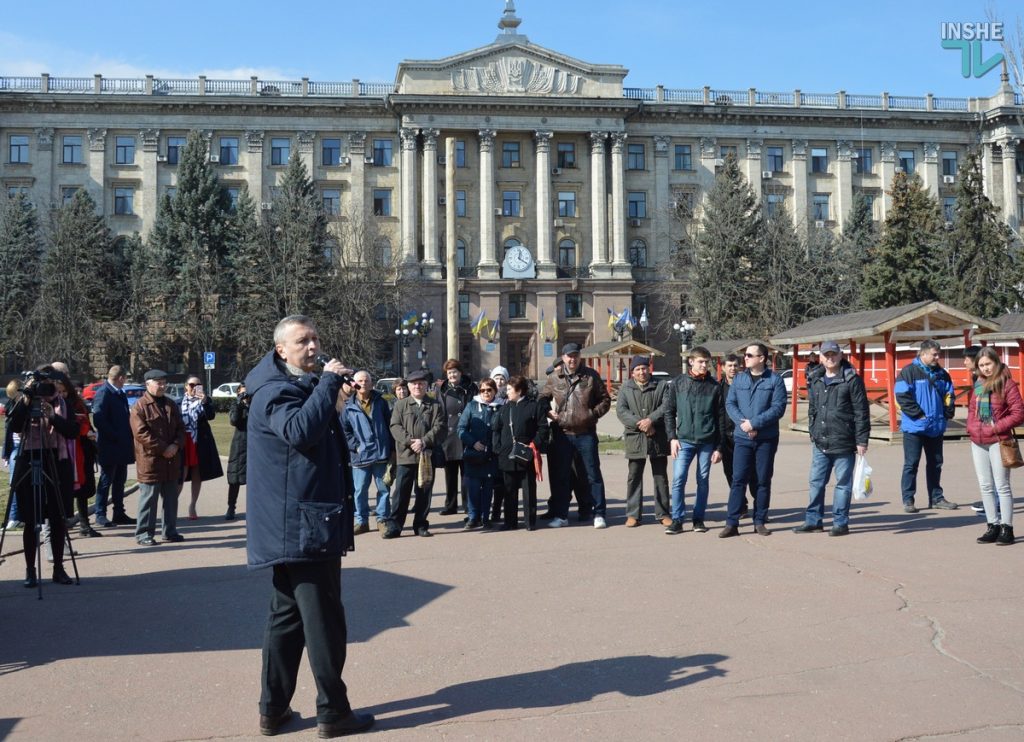 В Николаеве активисты потребовали от мэра Сенкевича извинений за "маргариновый скандал" 17