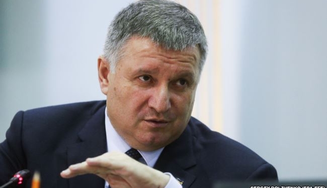 Силовики для кандидатів: як напередодні виборів Порошенко та Тимошенко заручились підтримкою СБУ, ГПУ та МВС