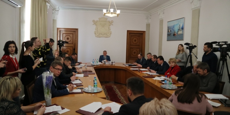 В Николаеве исполком согласовал внедрение автоматизированной системы учета оплаты проезда в общественном транспорте