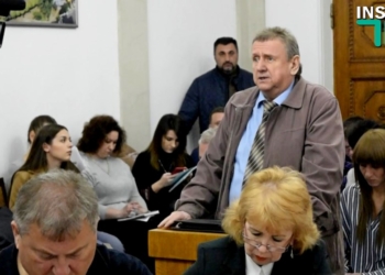 Мэр Николаева пообещал перерыть дорогу к портовому элеватору, если те не компенсируют ущерб от «пылевой атаки»