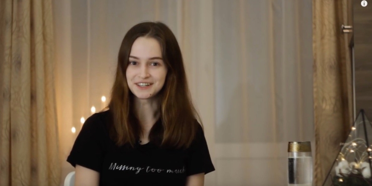 Искала украинцев и сбежала: студентка рассказала о стажировке в пропагандистской программе на росТВ