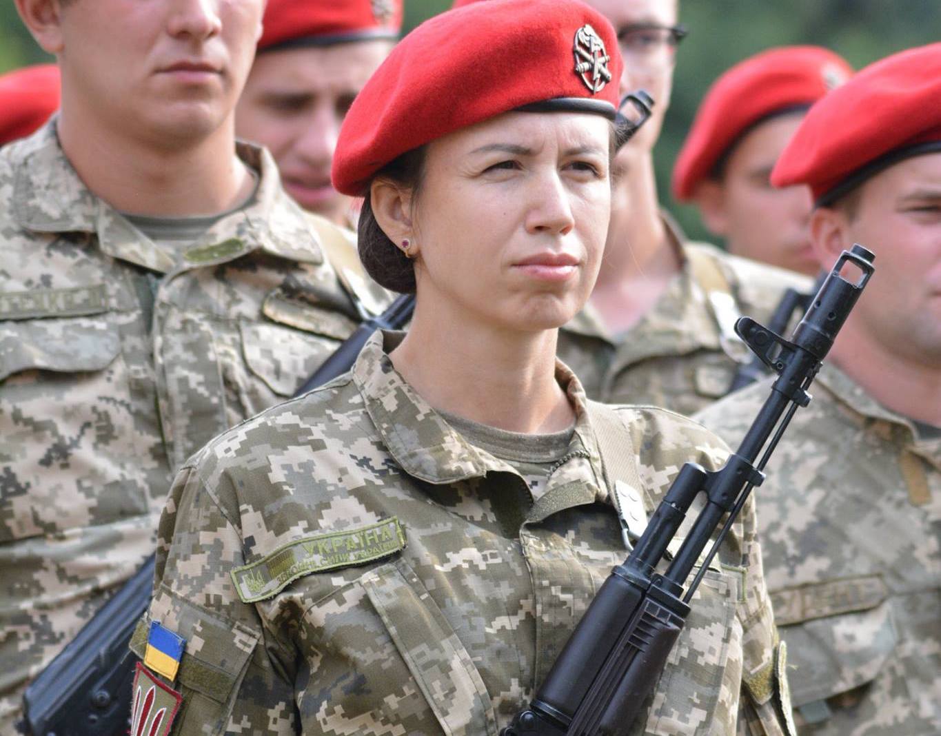 #Таня_верни_орден : в сети возмутились награждением Чорновол боевым орденом