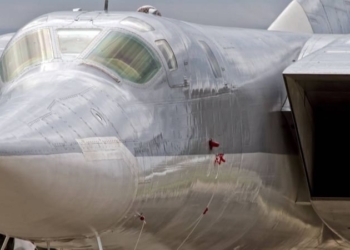 Россия перебросила в Крым бомбардировщики Ту-22М3 в ответ на американскую ПРО в Румынии