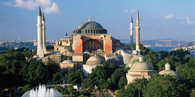 Собор Святой Софии в Стамбуле может снова стать мечетью