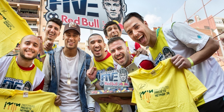 Звездный Неймар проведет этап международного турнира в Николаеве