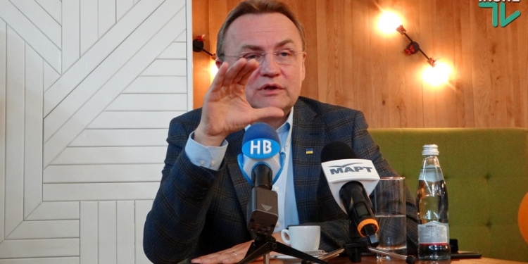 О компенсации за снятие с президентской гонки и премьерских амбициях – Андрей Садовой в Николаеве