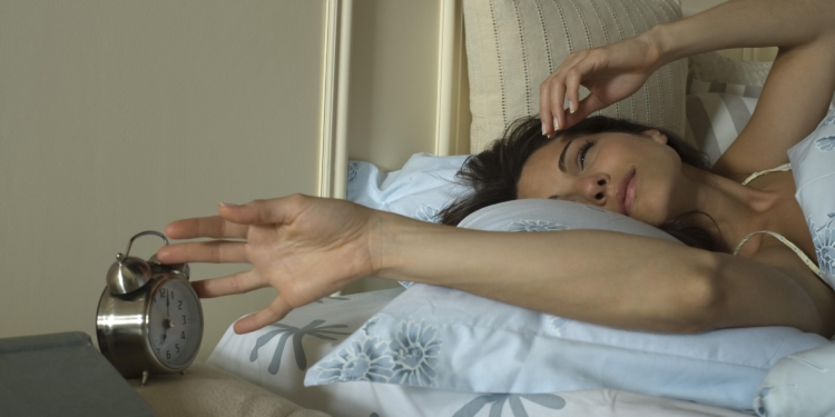 Отсыпаться на выходных бесполезно для здоровья