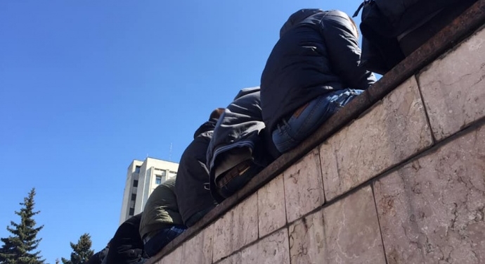 ЧЕСНО сообщает о том, что на пикет под ЦИК собирают людей за деньги