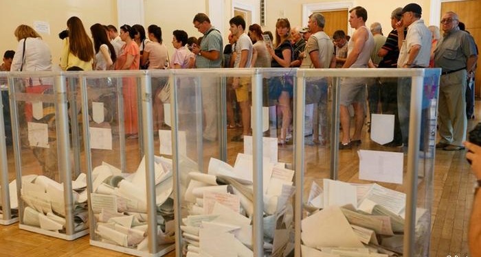 Будут везти, в чем найдут: ЦИК не закупила боксы для транспортировки бюллетеней